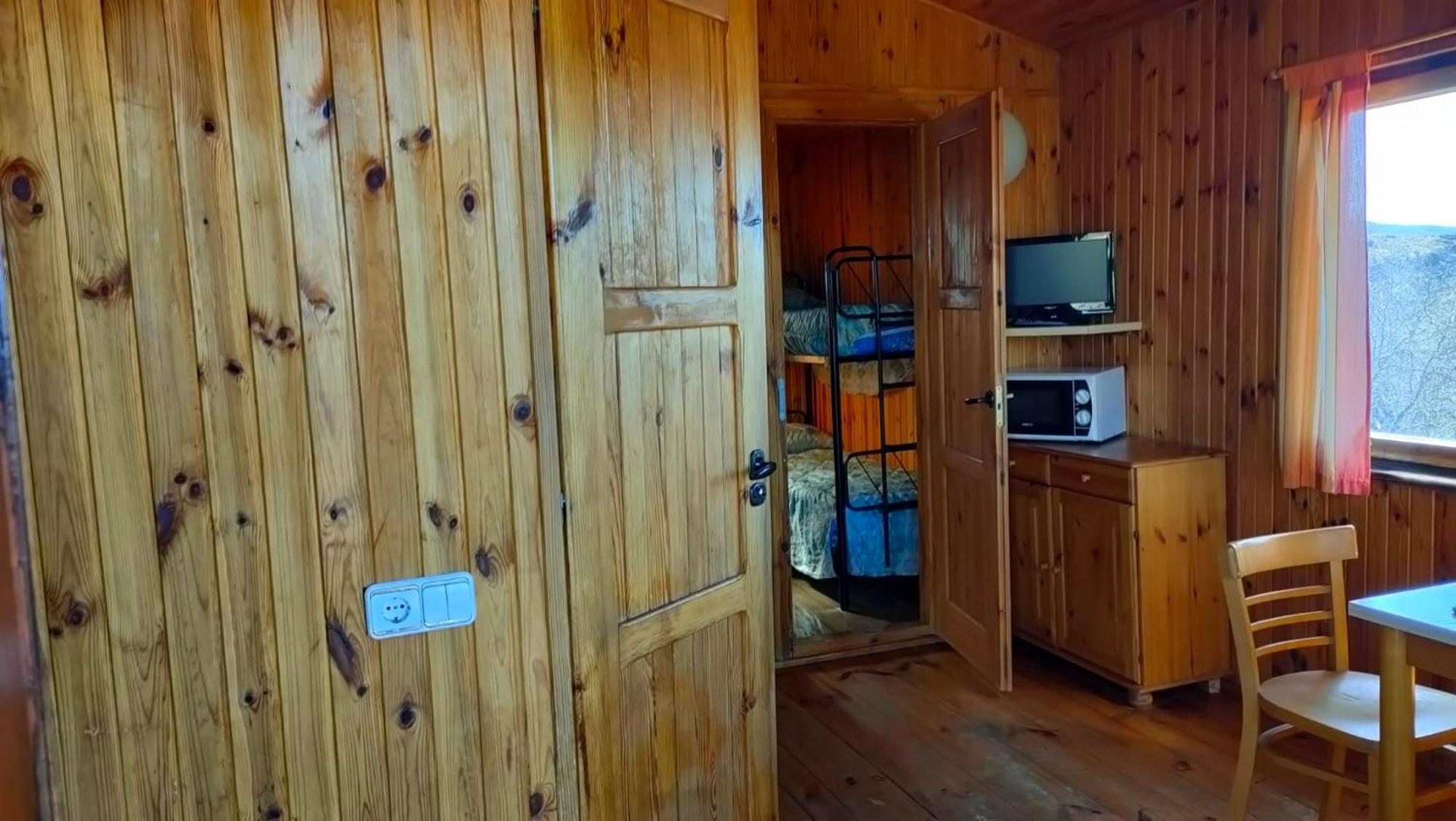 Camping De Cervera De Buitrago 외부 사진