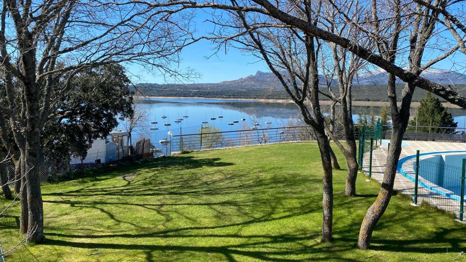 Camping De Cervera De Buitrago 외부 사진