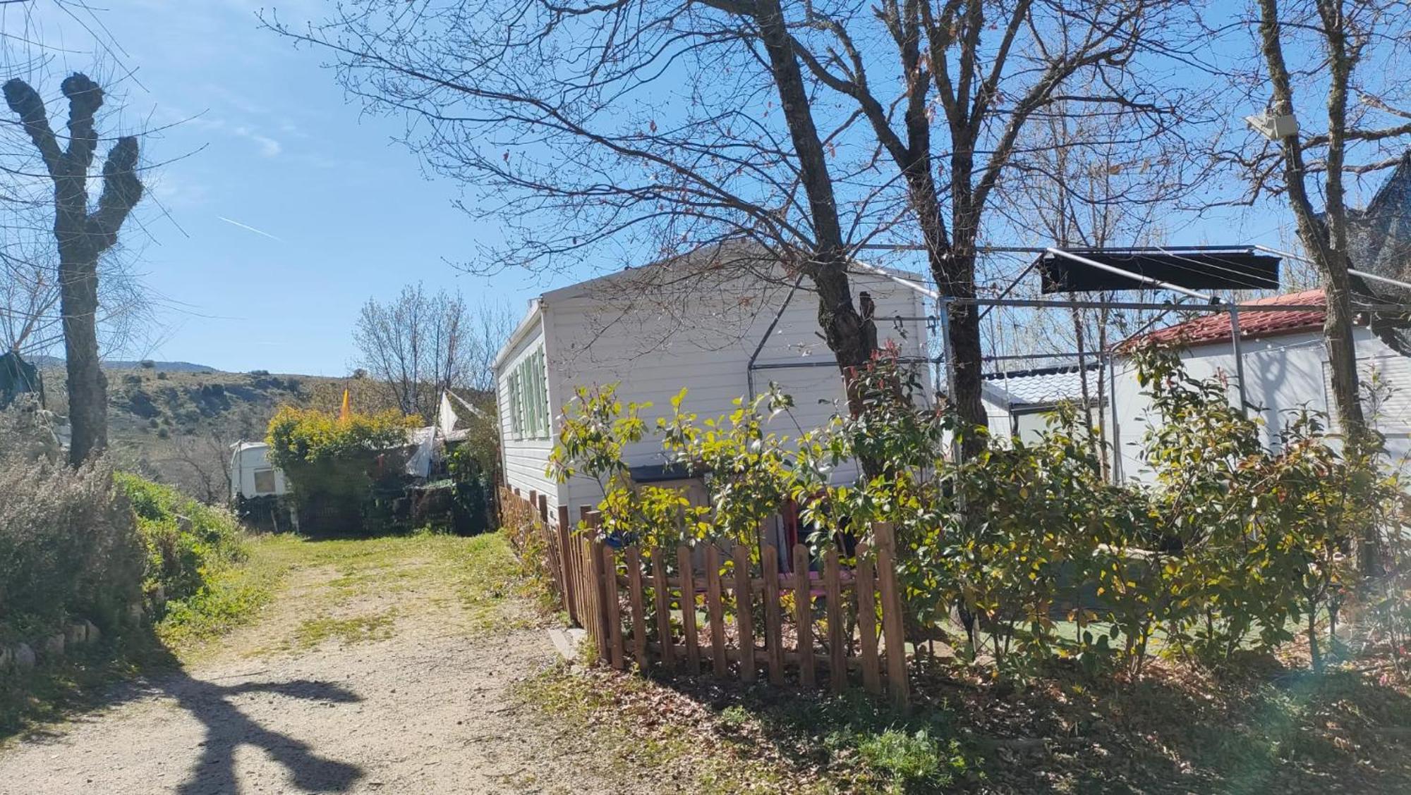 Camping De Cervera De Buitrago 외부 사진