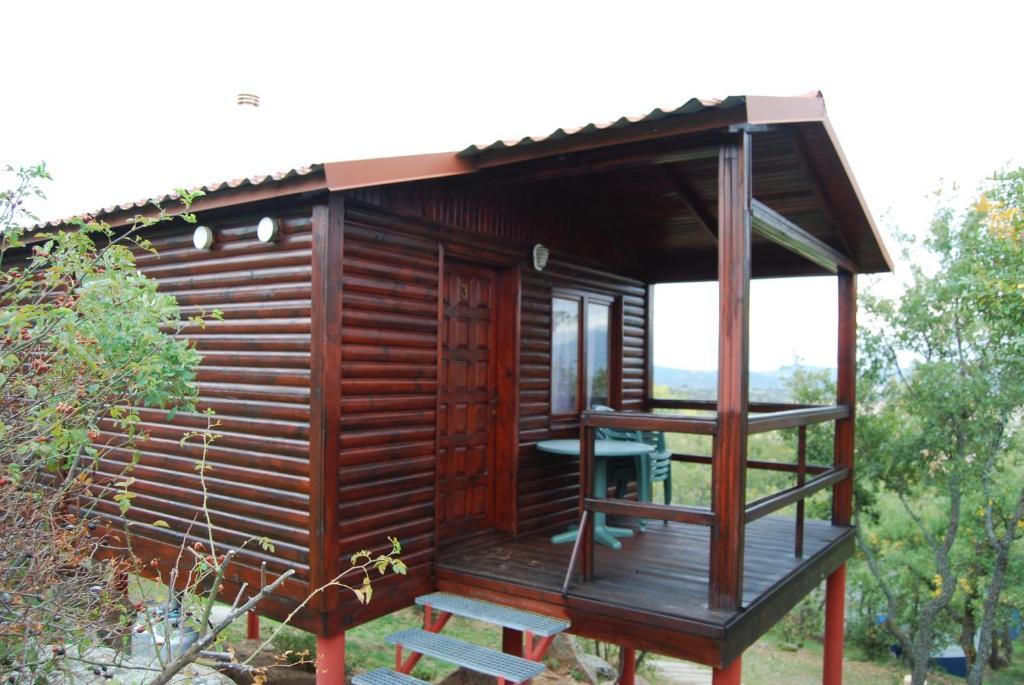 Camping De Cervera De Buitrago 외부 사진